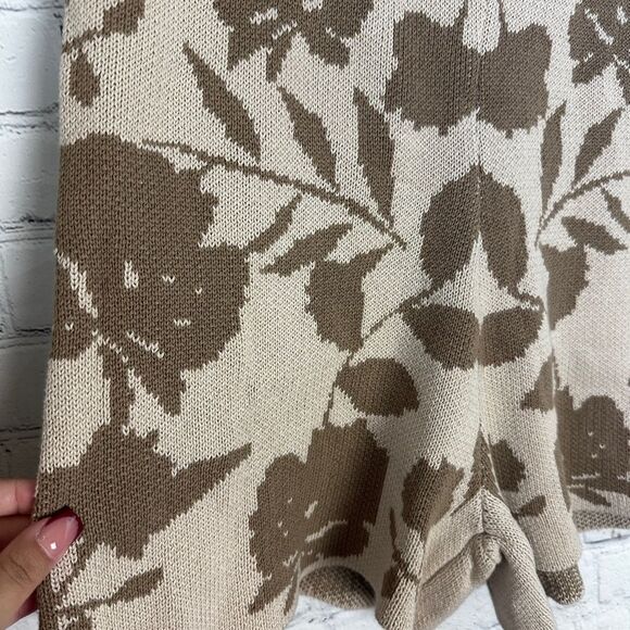 Anniewear Cream and Brown Floral Knit Medium NWT - Picture 2 of 5
